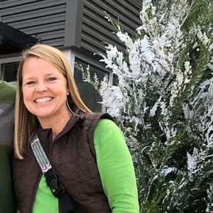 Meet your Posher, Laura